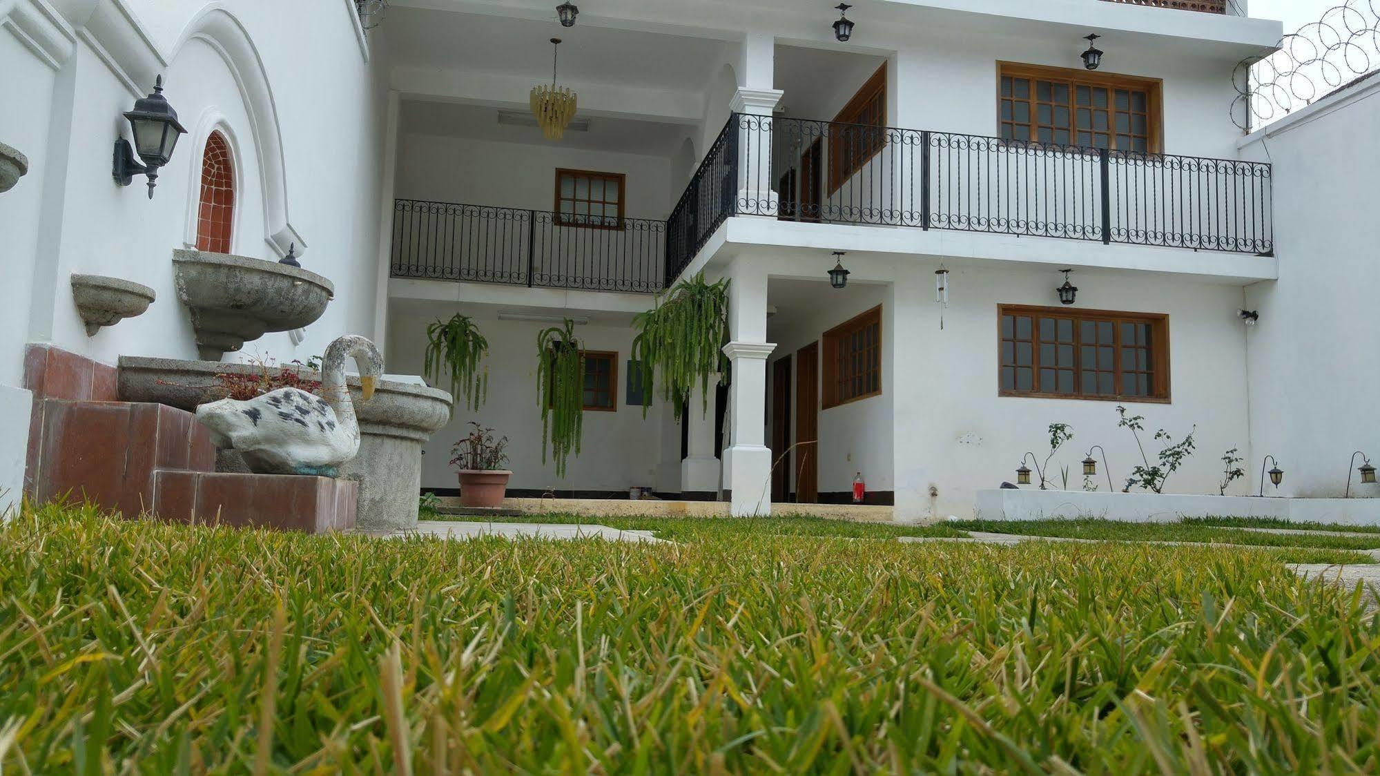 Ixkanul Antigua Hotel 외부 사진
